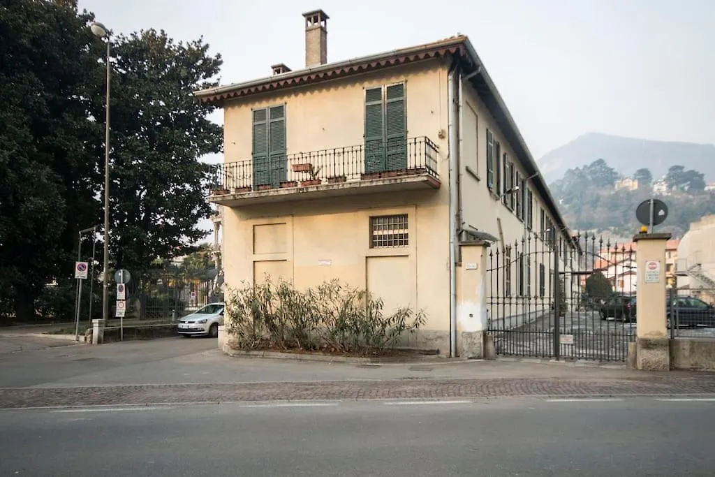 Cernobbio Near The Lake - Apt/Quiet/Parking Apartment Italy